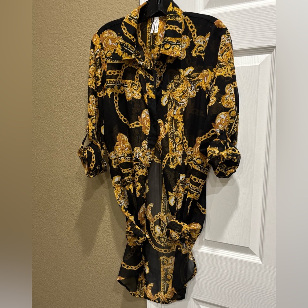 Black and Gold Chain Print Shirt Dress size M
Coverups tunic - Picture 4 of 7